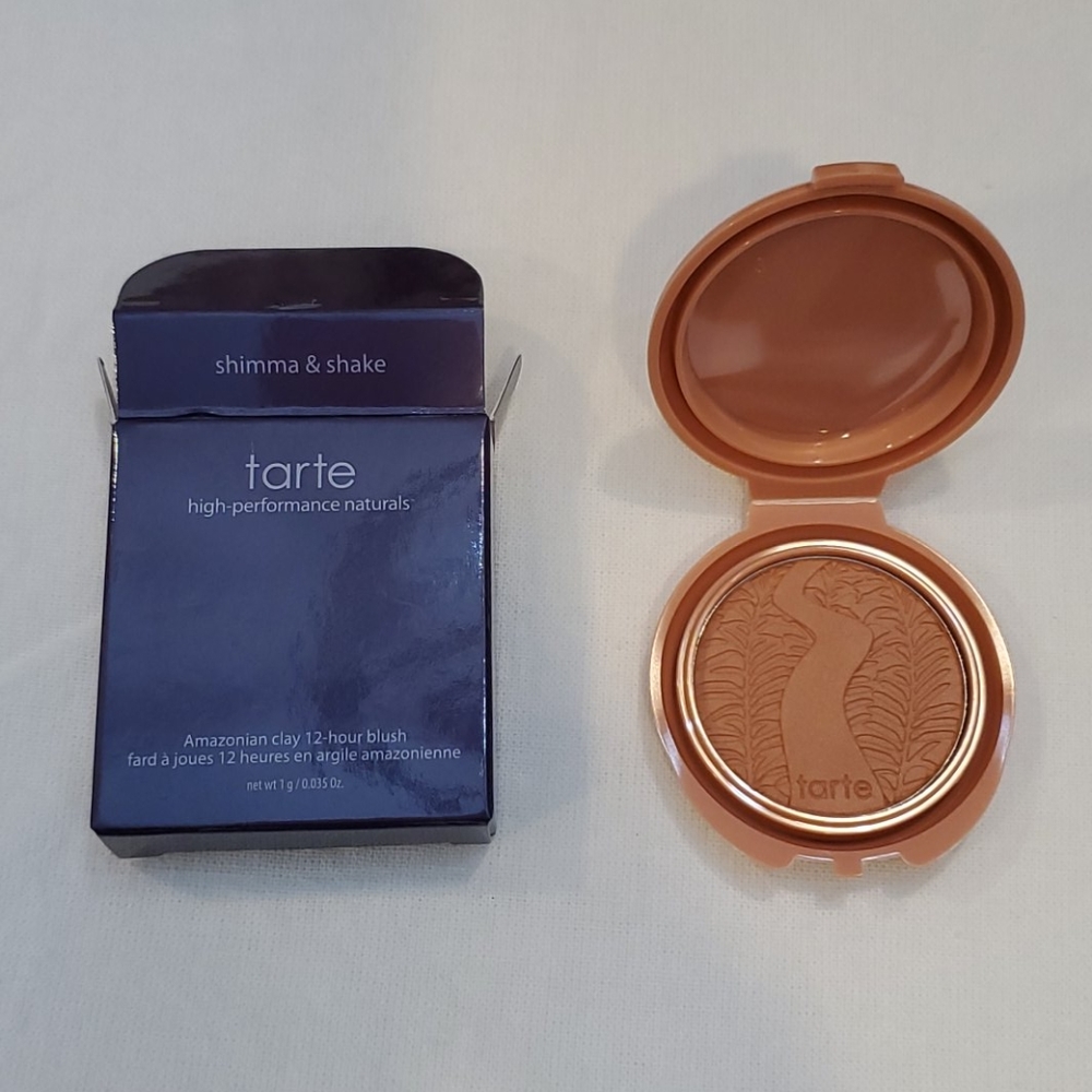 Tarte blush